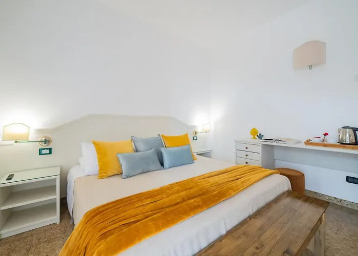 Casa Pertosa 4* Ταορμίνα