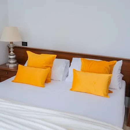 Casa Pertosa Bed & Breakfast