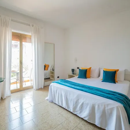 Casa Pertosa Bed & Breakfast 4*