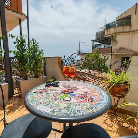 Casa Pertosa Bed & Breakfast